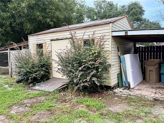 4th image of 43822 STERLING ROAD
