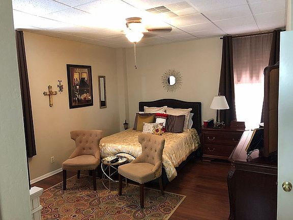 5th image of 801 6th St N APT 5