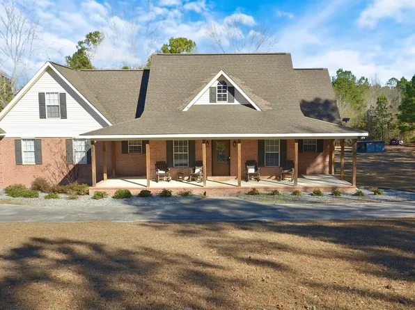 239 Trent Dr, Eastman, GA 31023