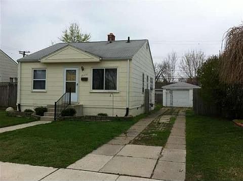 1st image of 25039 Dale St