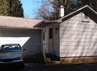 3270 Forest Inn Rd, Palmerton, PA 18071