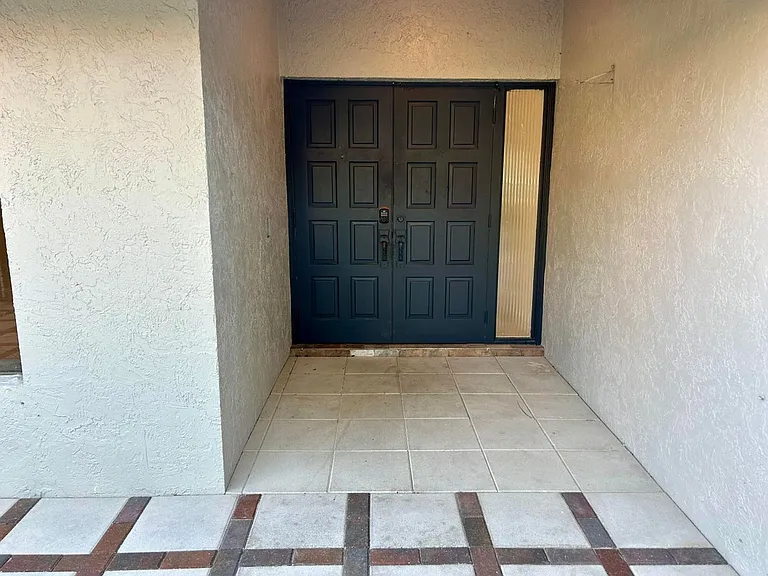 22822 Pinewood Ct #0 — Photo 26