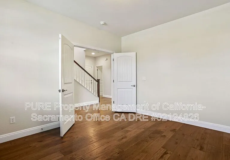 1571 Radford Loop — Photo 12