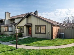 1334 Huntsman Ln, Dayton, OH 45459