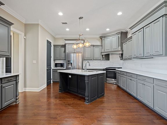 2nd image of 5807 Willow Breezes Dr