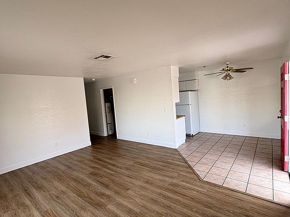5th image of 1655 E Harmon Ave #1