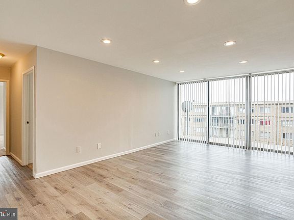 4th image of 1836 Metzerott Rd APT 2025
