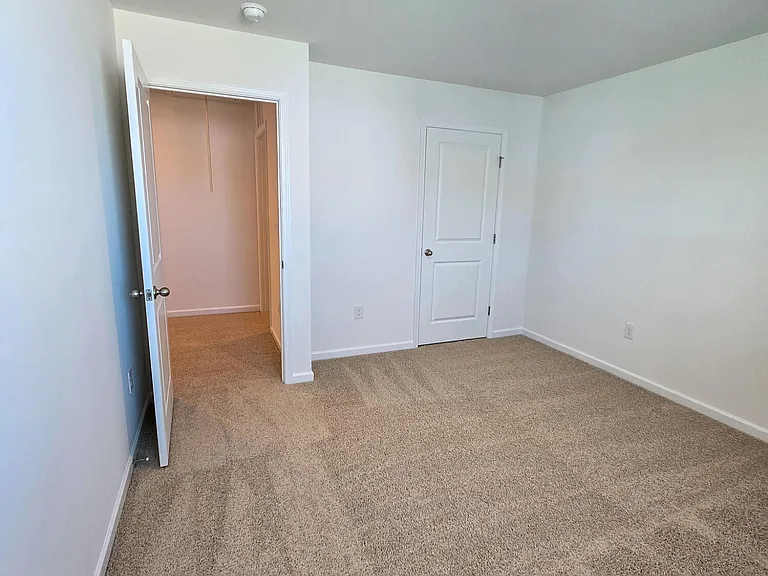 877 Bullhorn Dr — Photo 30