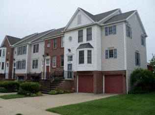 8138 Chester Pkwy, Cleveland, OH