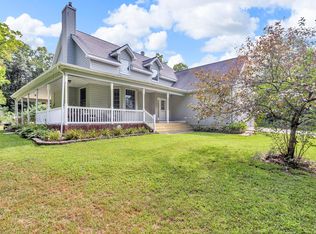 506 Lewis Rd, Cement City, MI 49233