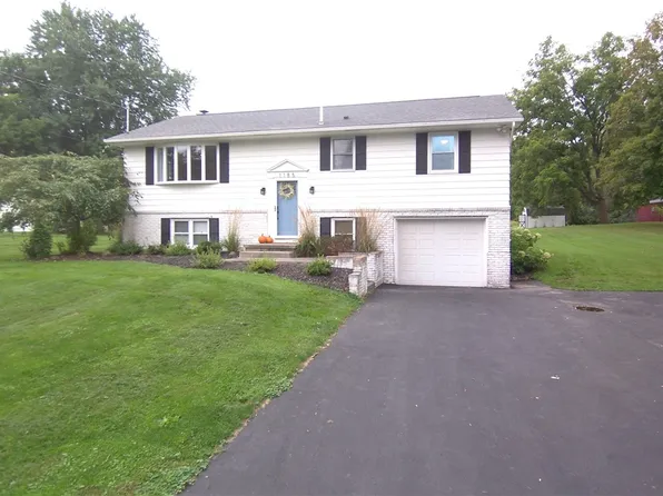 1185 Canandaigua Rd, Palmyra, NY 14522