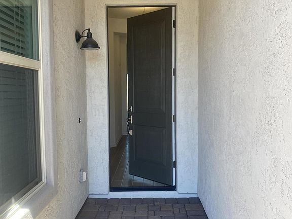 4th image of 11809 S 51st Dr