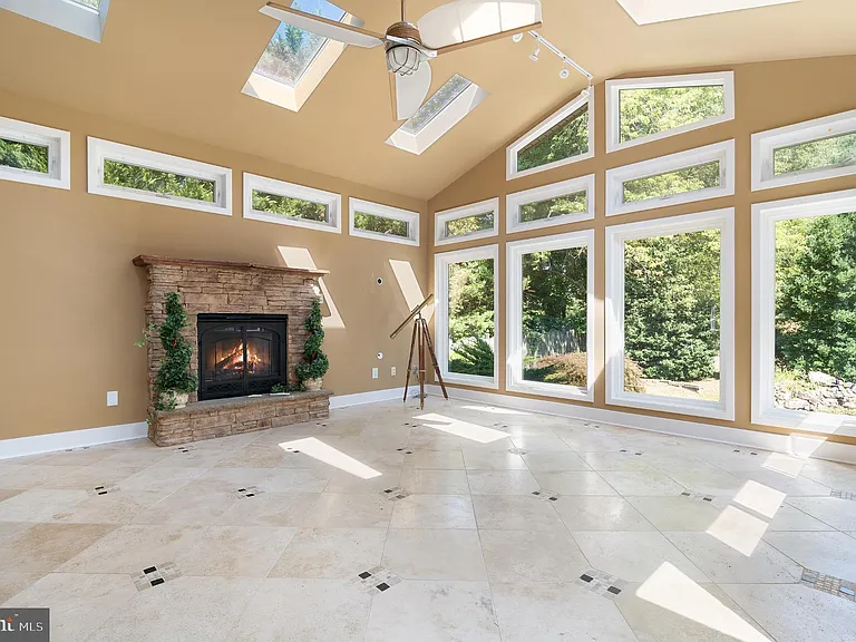 15729 Holly Grove Rd — Photo 80