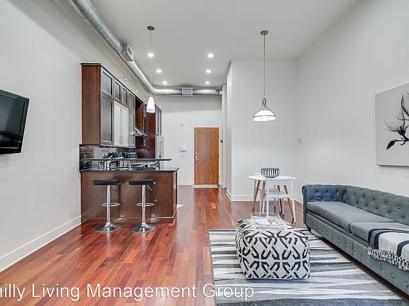 3rd image of 1519 Pine St #13787400