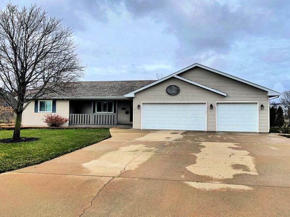 Toluca Real Estate - Toluca IL Homes For Sale | Zillow