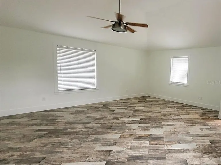 1837 Hollenbeck Dr — Photo 19
