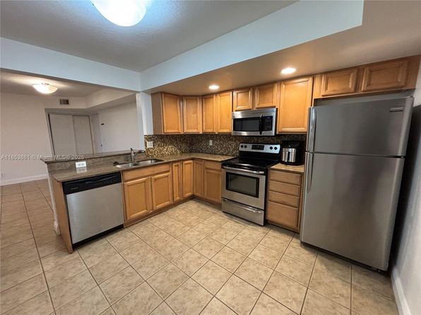 5761 Riverside Dr #105B4