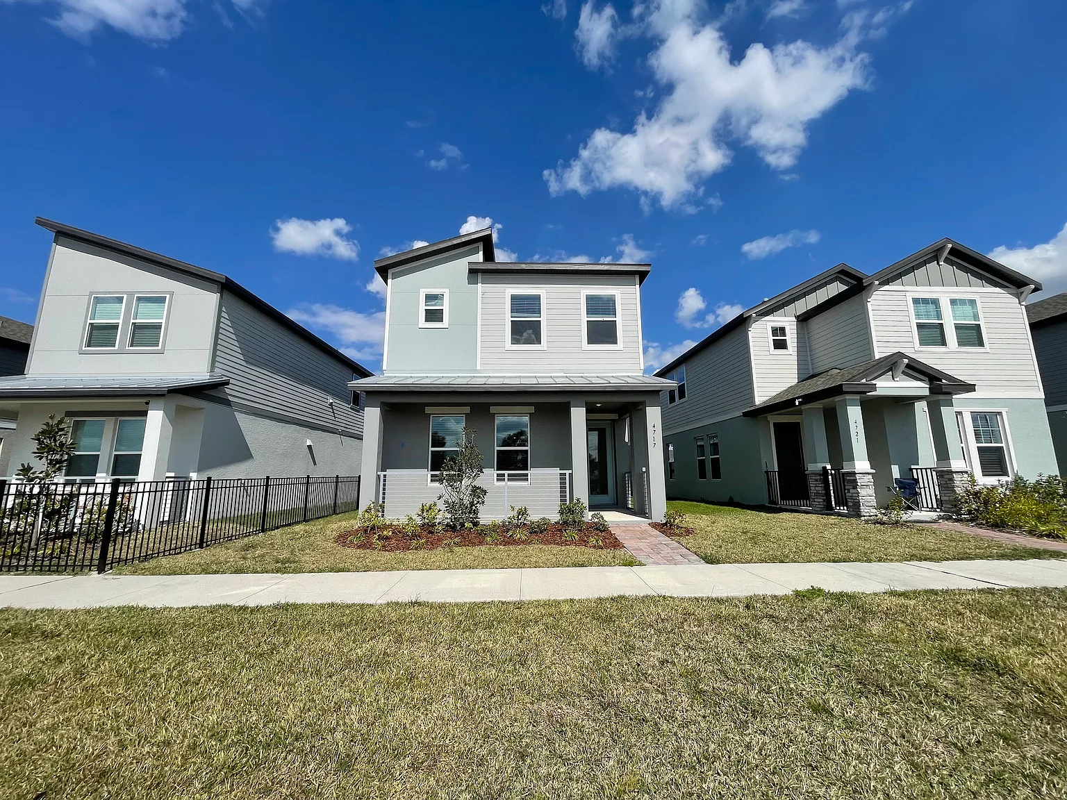4721 Cross Prairie Pkwy — Photo 1