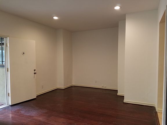 5th image of 5515 1/2 W 6th St
