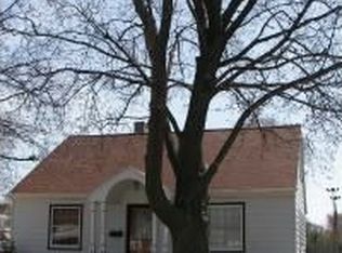 1498 Harvey St, Green Bay, WI 54302