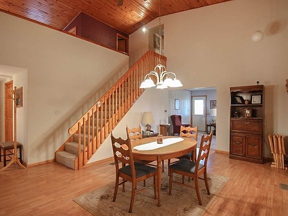 Central Dining Room with Vaulted Ceiling