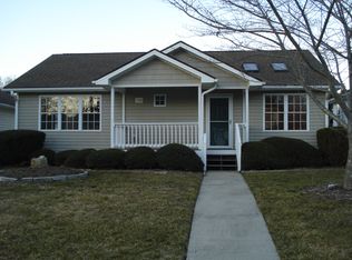 234 Highland Golf Dr, Flat Rock, NC 28731