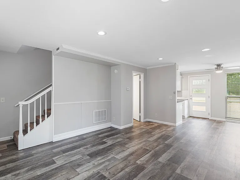 3816 S Cincinnati Ave — Photo 2