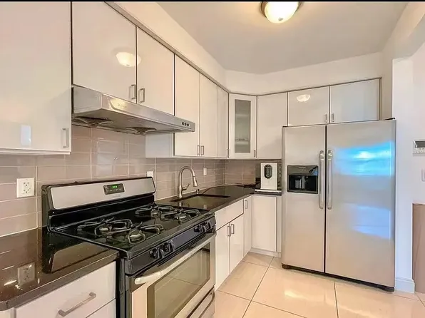 42-26 147 Street #2A, Flushing, NY 11358