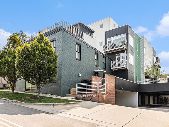 2nd image of 121 W Kingsley St #301