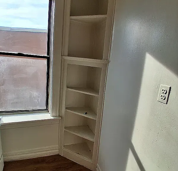 438 52nd St #C3 — Photo 5