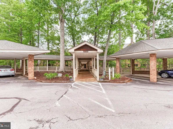 23140 Cobblestone Ln APT 109, California, MD 20619