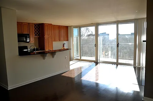 6000 Oakwood Dr #5C Photo 1