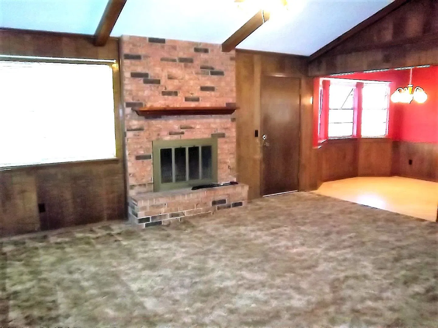 LEIGH 5210 — Photo 2