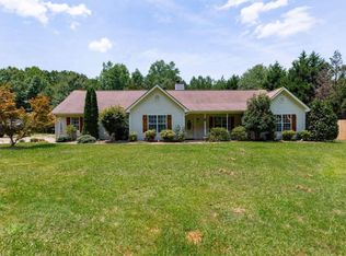 180 Seabolt Dr, Locust Grove, GA 30248