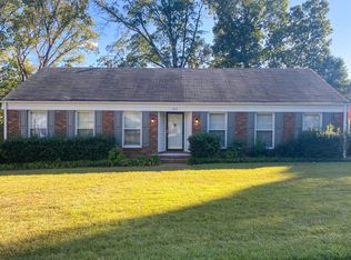 5137 Oak Meadow Dr, Memphis, TN 38134