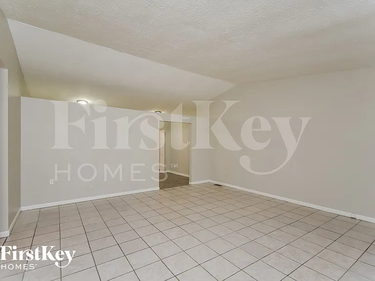 5707 Windward Way — Photo 2