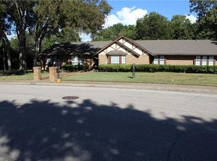 1105 Douglas Dr, Cedar Hill, TX 75104