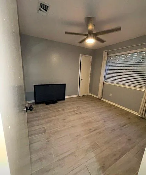 3043 Overland Trl — Photo 4
