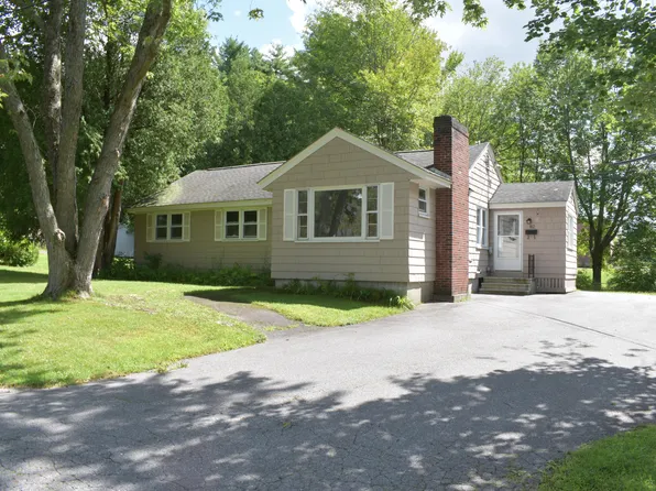 82 Farnham Street, Portland, ME 04103