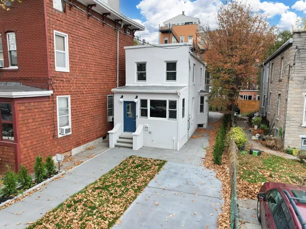 274 7th Street image 36 of 40