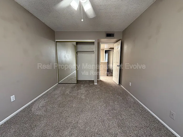 815 E Grovers Ave #24 — Photo 15