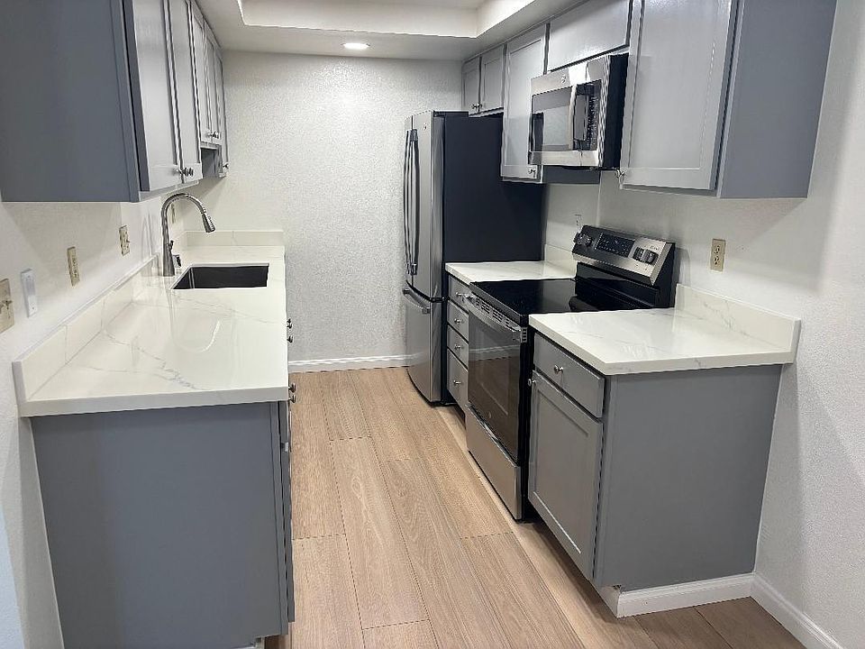 1st image of 4956 Canto Dr