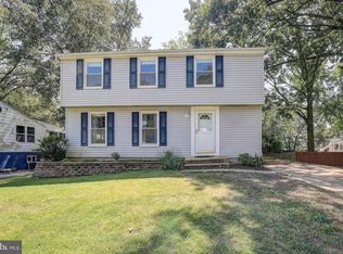 711 Snowdon Ln, Glen Burnie, MD 21061
