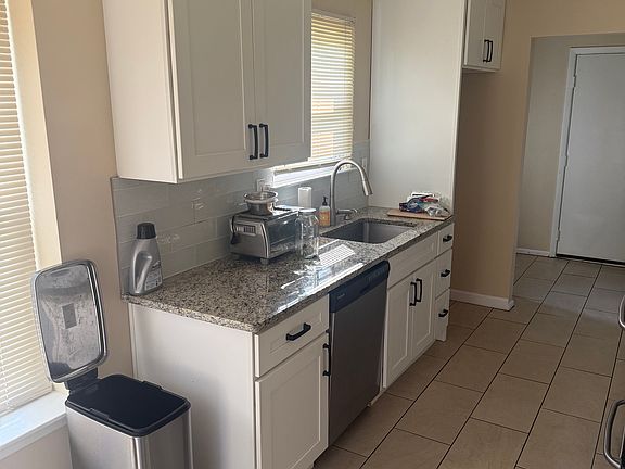 5th image of 13 Spyglass Ct