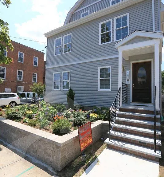 220 Massachusetts Ave #1 — Photo 12