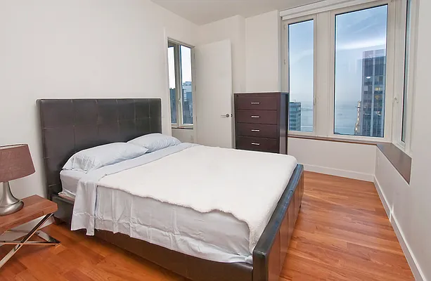 Rented by NOVO | media 41