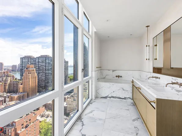 305 East 51st Street image 5 of 12