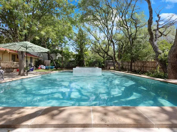 308 Tanglewood Dr, Fredericksburg, TX 78624