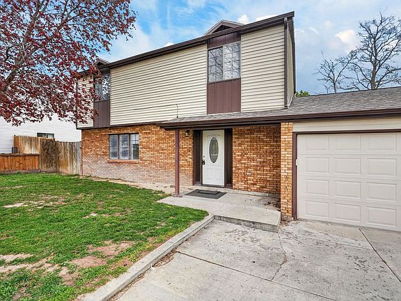 2nd image of 87 Plateau Dr