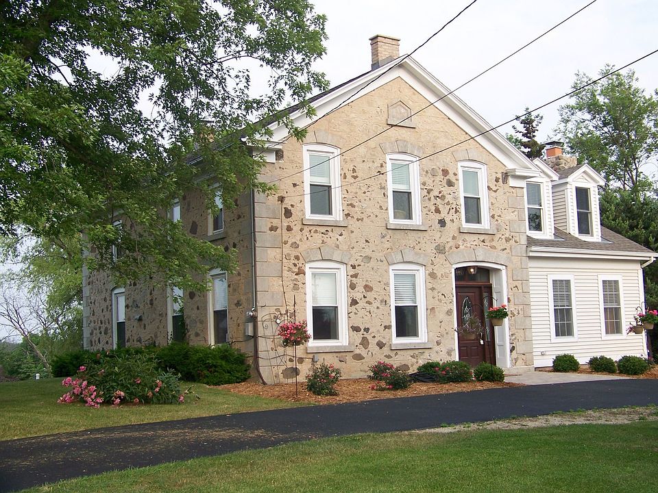 628 N Port Washington Rd